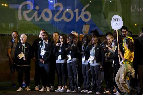 Il Papa scrive alla squadra dei rifugiati: "Ai Giochi siate grido di pace"