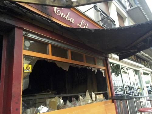 Rouen, tredici morti in un bar "per colpa delle candeline"