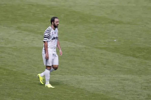 La Juventus doma il West Ham: Dybala promosso, Higuain rimandato