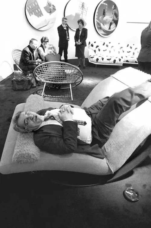 Case come moda comanda, che incubo. Nemmeno in bagno ti senti  più al sicuro