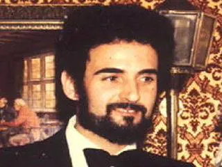 "Deve andare in carcere". Finisce la pacchia in manicomio per il serial killer