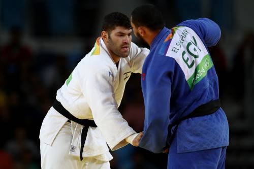 Non strinse mano a israeliano Espulso da Rio judoka egiziano