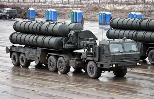 Vicino l'accordo tra Russia e Turchia per gli S-400
