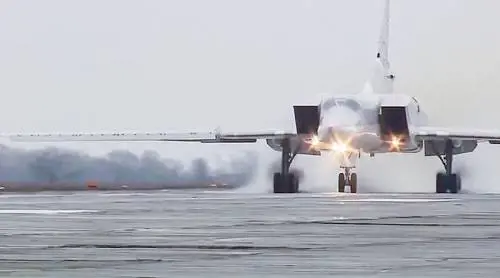Primo raid dei bombardieri russi decollati dall'Iran