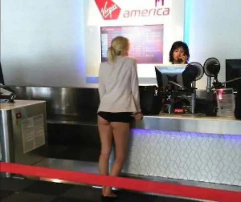 Shorts o intimo? Web scatenato sulla foto in aeroporto