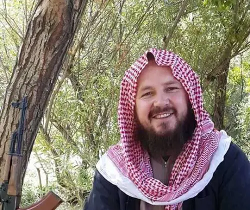 Riappare Muhaxheri, "il macellaio" kosovaro dell'Isis