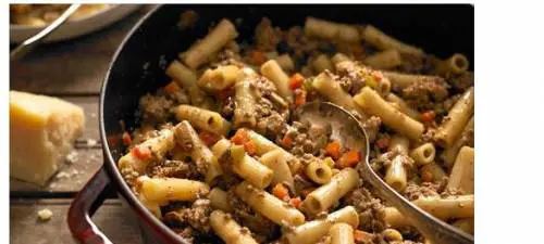 White bolognese indigna gli italiani su Facebook