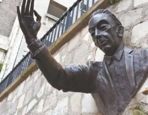 Aymé, il fantastico amico di Céline che rifiutò l'Accademia per deridere i miti di ieri e di oggi