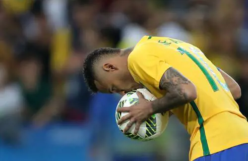 Rio, la gioia verdeoro per l'oro nel calcio