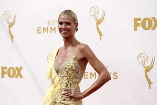 Heidi Klum topless su Instagram