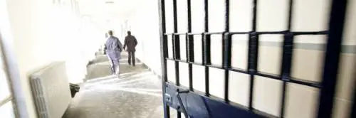 Airola, non arrivano le sigarette: rivolta nel carcere minorile
