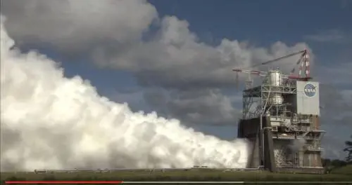 La Nasa testa i motori del razzo che ci porterà su Marte