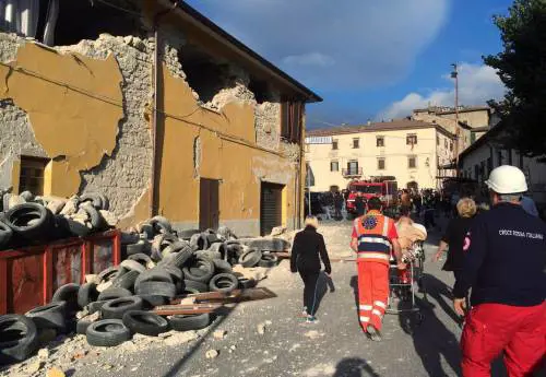 Sms solidali, la procura smonta il caso: "Bolla di sapone". Ma restano le colpe politiche