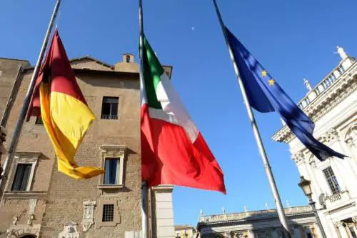 Ascoli si ferma per le 45 vittime marchigiane: oggi i funerali di Stato, sarà lutto in tutta Italia