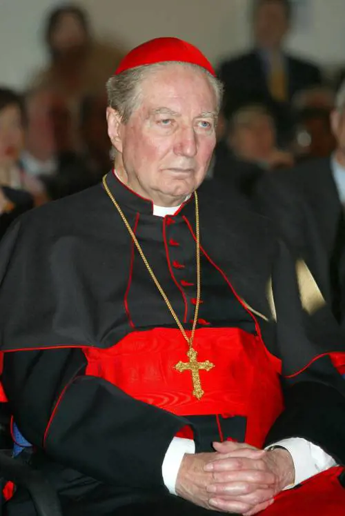 "Vorrei non morire solo". La dignità della fine per il cardinal Martini