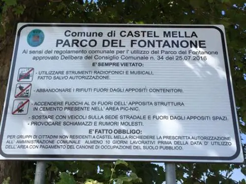 Il sindaco chiude il parco ai non residenti: "Troppi extracomunitari"