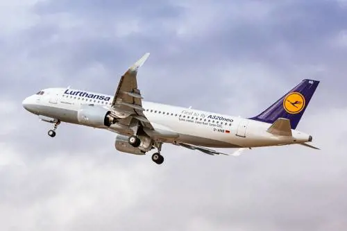 Per comprare Alitalia Lufthansa chiede più tagli