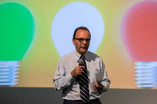 Parisi dà la scossa ai moderati. "Non ci sarà un Nazareno bis"