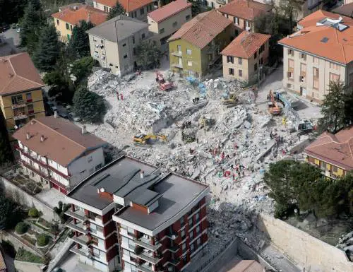 Il conflitto tra uomo e natura va governato