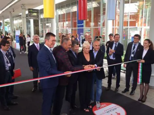 theMicam, la calzatura business globale: apertura col premier del Portogallo