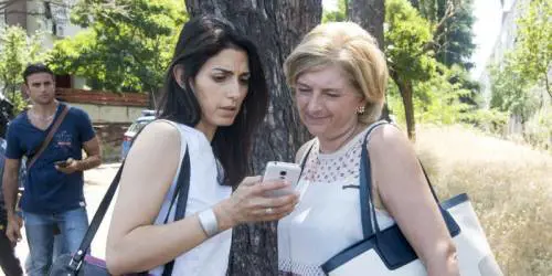 Un'altra tegola per la Raggi: indagata assessore Muraro