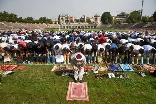 Scali, moschea e profughi: si parte?