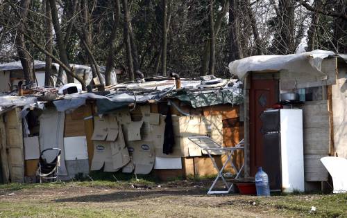 Ferrara, per farsi giustizia da solo ​massacra ladro nomade nel sonno