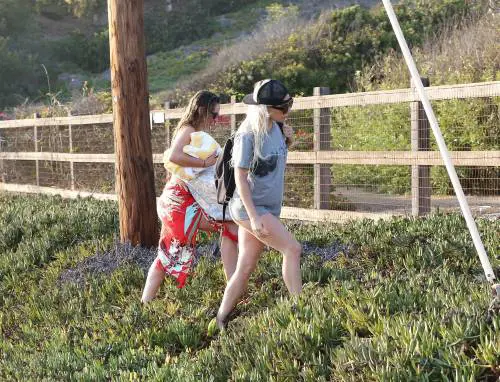 Lady Gaga dopo la spiaggia e con Bradley Cooper