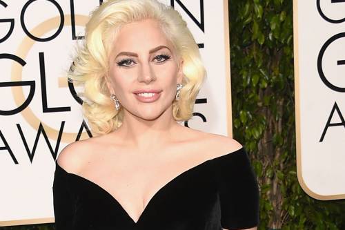 Lady Gaga torna con "Perfect Illusion"