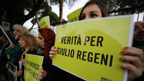 La Regione Friuli rimuove lo striscione che chiede ​la verità per Giulio Regeni