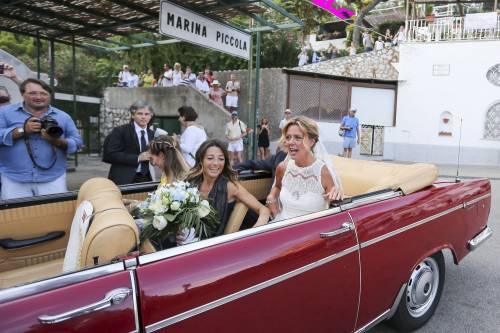 Il ministro Lorenzin sposa a Capri il suo Alessandro