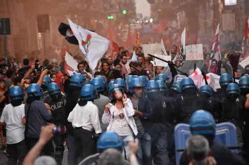 Renzi, il premier giovane che non piace ai giovani