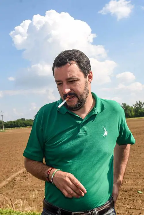 Avvenire e Salvini: scontro su Papa Bergoglio e Ratzinger