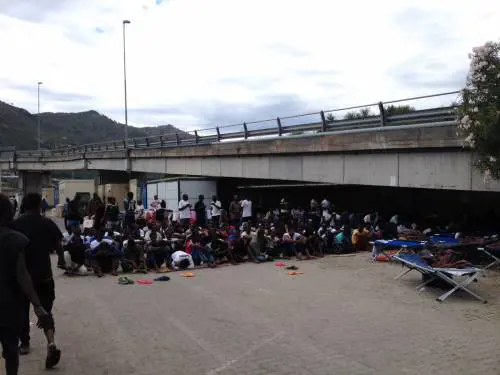 La polizia smentisce Alfano: "A Ventimiglia il caos è vero"