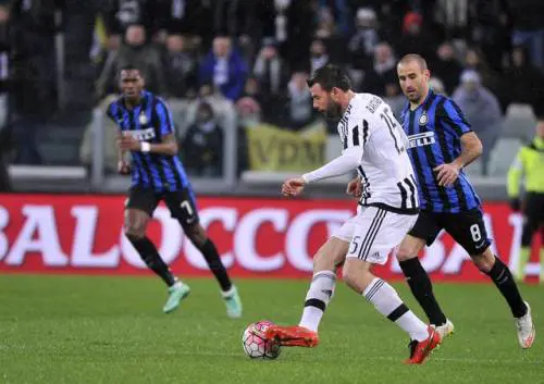 Una sfida sempre all'odore di zolfo