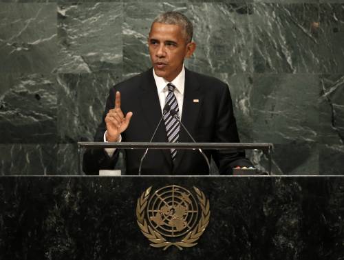 Obama attacca la Russia: "Vuole recuperare la vecchia gloria attraverso la forza"