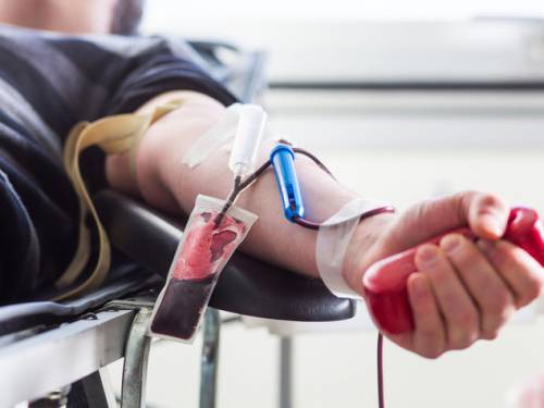 Donatori di sangue: grave calo nel 2017, ai minimi dal 2009