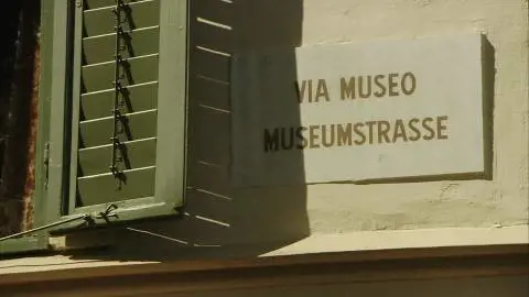 Alto Adige, via i nomi delle strade in italiano: saranno solo in tedesco