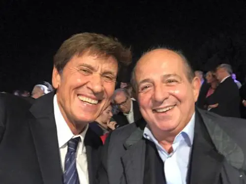 Morandi-Magalli: si scattano il selfie della pace