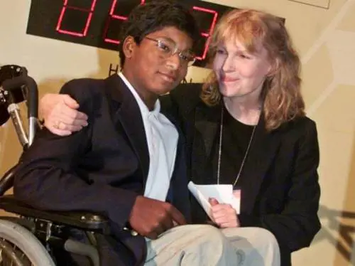 Morto suicida il figlio di Mia Farrow