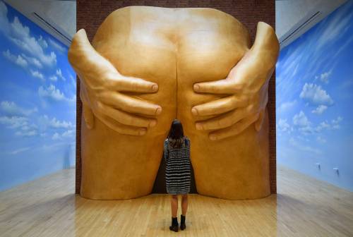 Cinture di castità e natiche d'oro: le opere finaliste del Turner Prize