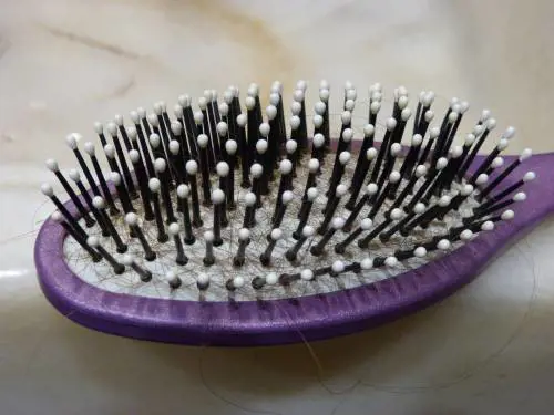 Capelli: come affrontare la caduta in autunno