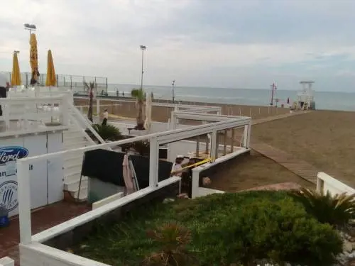 Le strade sono un disastro: Ostia rinuncia alla maratona