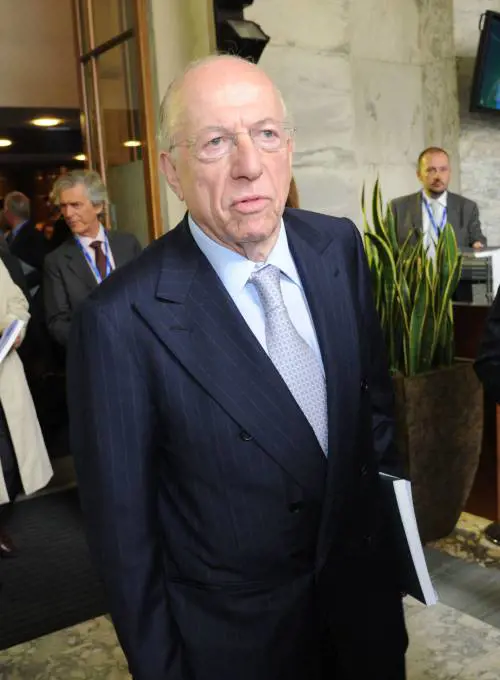 "La grande avventura con Silvio. Il Paese ha ancora bisogno di lui"