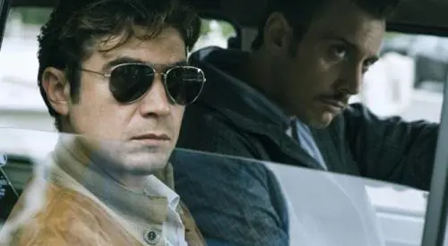 Scamarcio litiga con il paparazzo. Intervengono i carabinieri