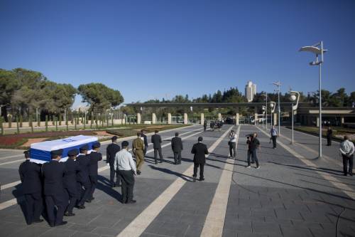 A Gerusalemme l'ultimo saluto a Shimon Peres