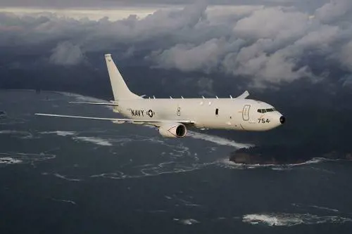 Siria, alta tensione nei cieli: aerei Usa in volo da Sigonella
