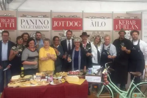 Il "tipico" Kebab friulano tra le specialità regionali al Salone del Gusto