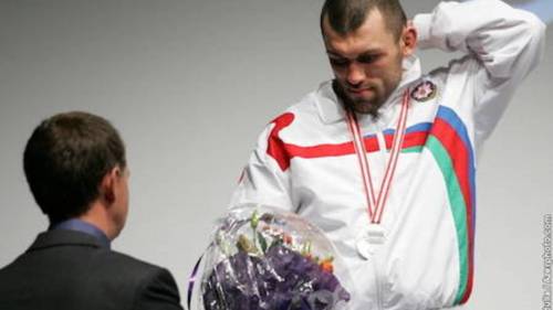 Campione azero si arruola nell'Isis: ammazzato in un raid a Mosul