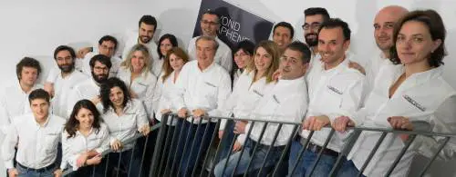 Le metamorfosi di mister grafene. E le matite diventano magliette